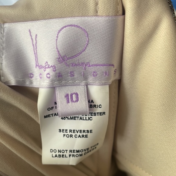 Long dress, worn 1x as a bridesmaid dress. Very comfortable - Picture 3 of 3